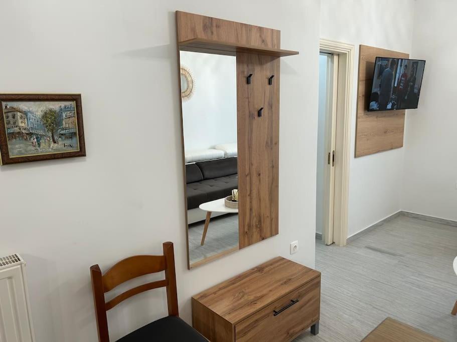Theodora Suite Smart Key Box By Project 86 Ike Agrinio Ngoại thất bức ảnh